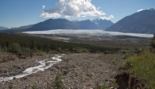 The Donjek Glacier comes into view.